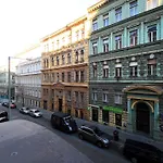 Manesova Apartment